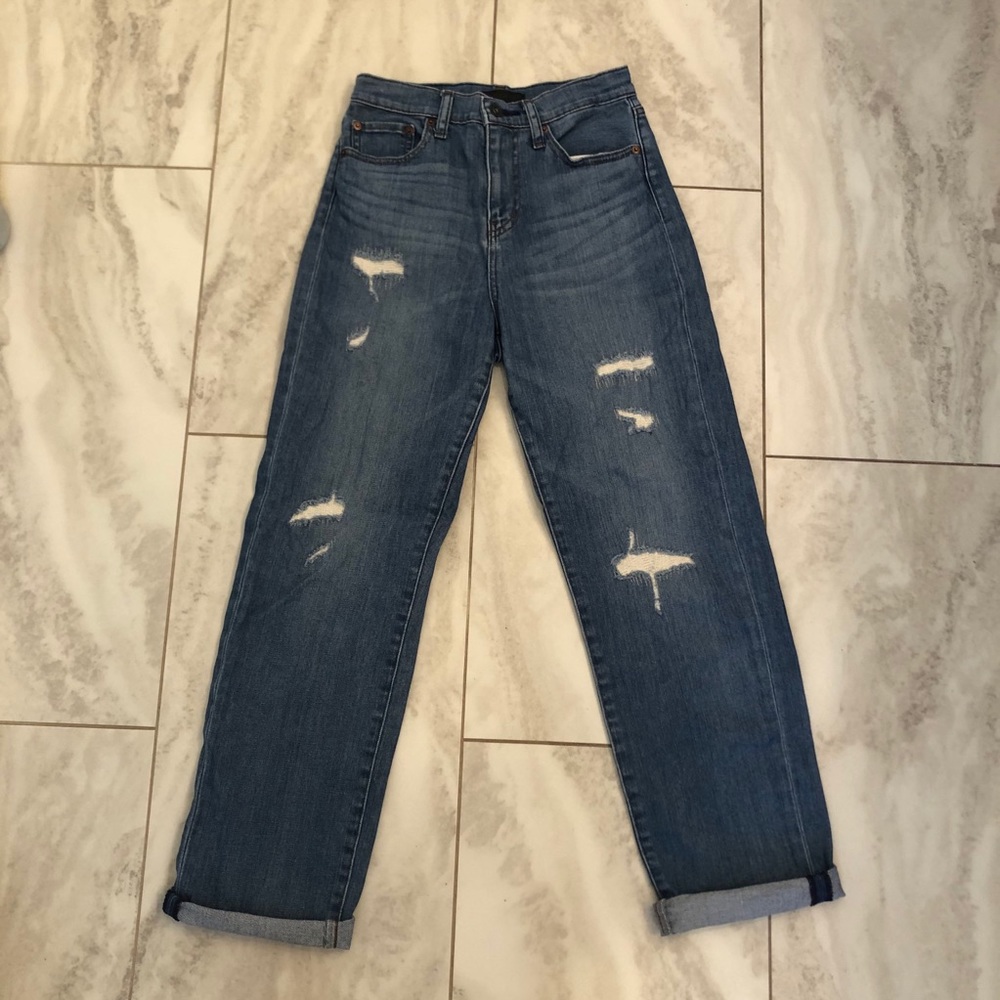 High waisted Straight Leg Jeans